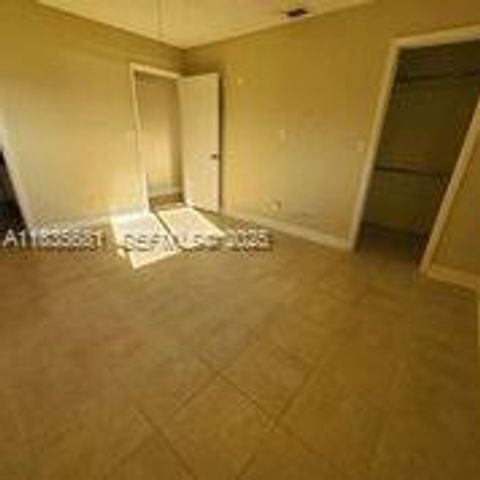 3421 NW 44th Street 103, Oakland Park, FL 33309