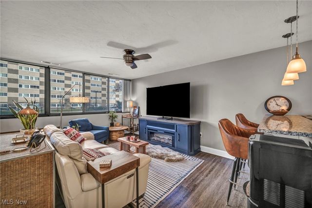 12550 Lake Avenue 101, Lakewood, OH 44107