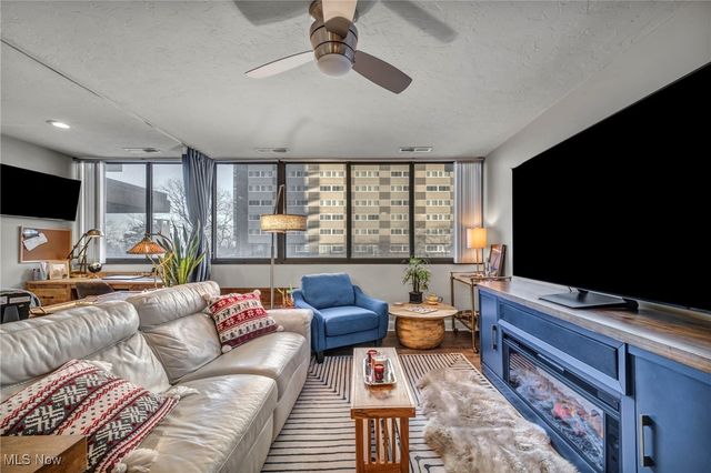 12550 Lake Avenue 101, Lakewood, OH 44107