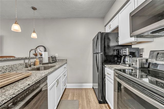 12550 Lake Avenue 101, Lakewood, OH 44107