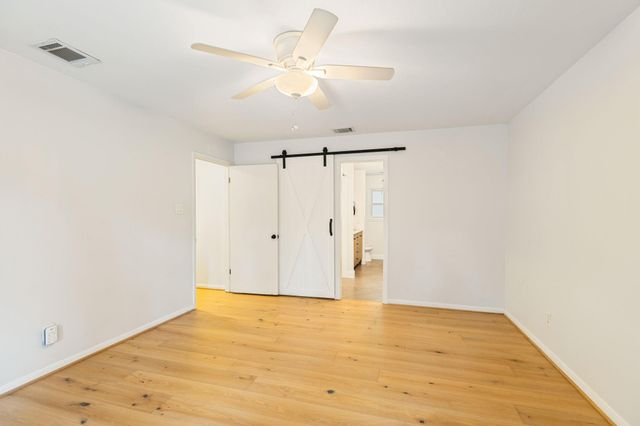 10118 Chevy Chase Drive, Houston, TX 77042