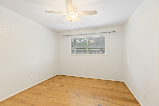 10118 Chevy Chase Drive, Houston, TX 77042