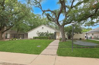 10118 Chevy Chase Drive, Houston, TX 77042