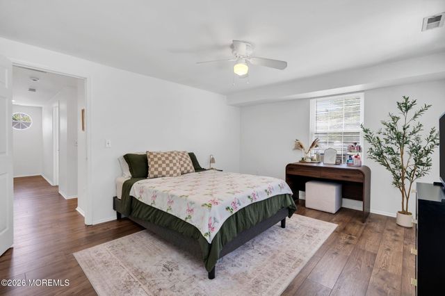 305 Beach Plum Court, Tuckerton, NJ 08087