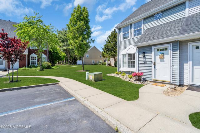 305 Beach Plum Court, Tuckerton, NJ 08087