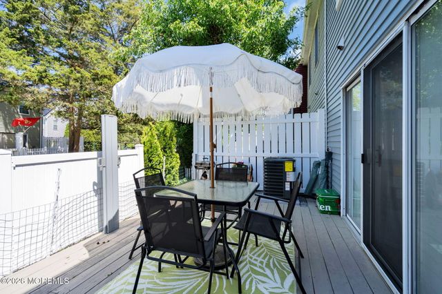 305 Beach Plum Court, Tuckerton, NJ 08087