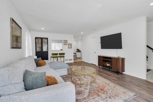 305 Beach Plum Court, Tuckerton, NJ 08087