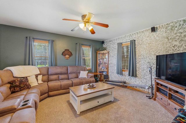 W7892 County W Road, Beaver Dam, WI 53916