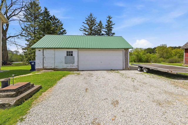 W7892 County W Road, Beaver Dam, WI 53916