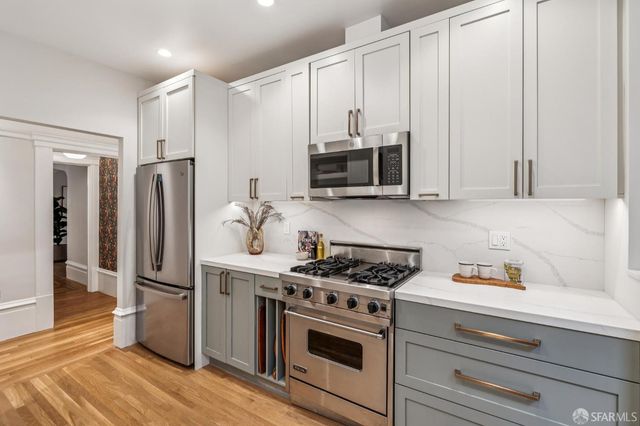 1859 Vallejo Street 2, San Francisco, CA 94123