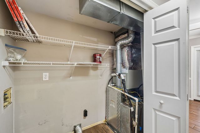 1273 Carriage Park Dr, Franklin, TN 37064