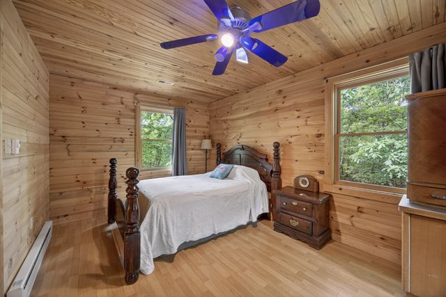 55214 Maynard Ridge Ln, Crawford, TN 38554