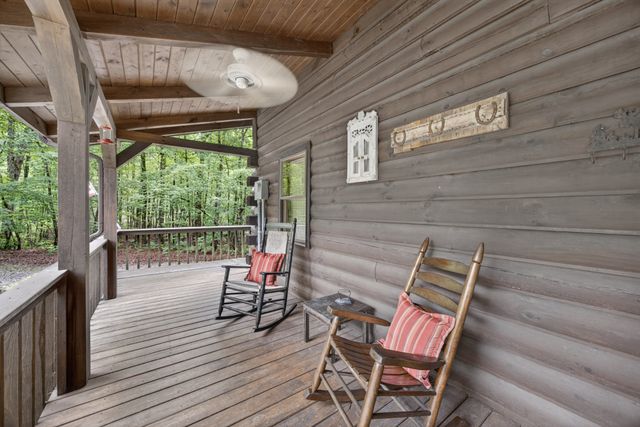 55214 Maynard Ridge Ln, Crawford, TN 38554
