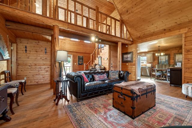 142 Rayahs Way, Quebeck, TN 38579