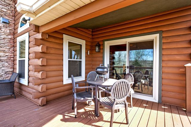 142 Rayahs Way, Quebeck, TN 38579