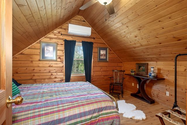 142 Rayahs Way, Quebeck, TN 38579