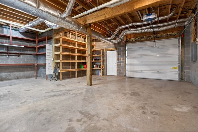 142 Rayahs Way, Quebeck, TN 38579