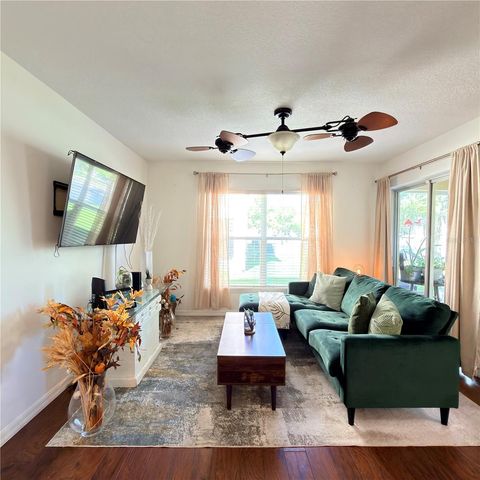 2853 CLUB CORTILE CIRCLE, Kissimmee, FL 34746