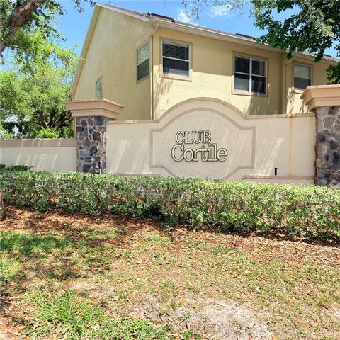 2853 CLUB CORTILE CIRCLE, Kissimmee, FL 34746