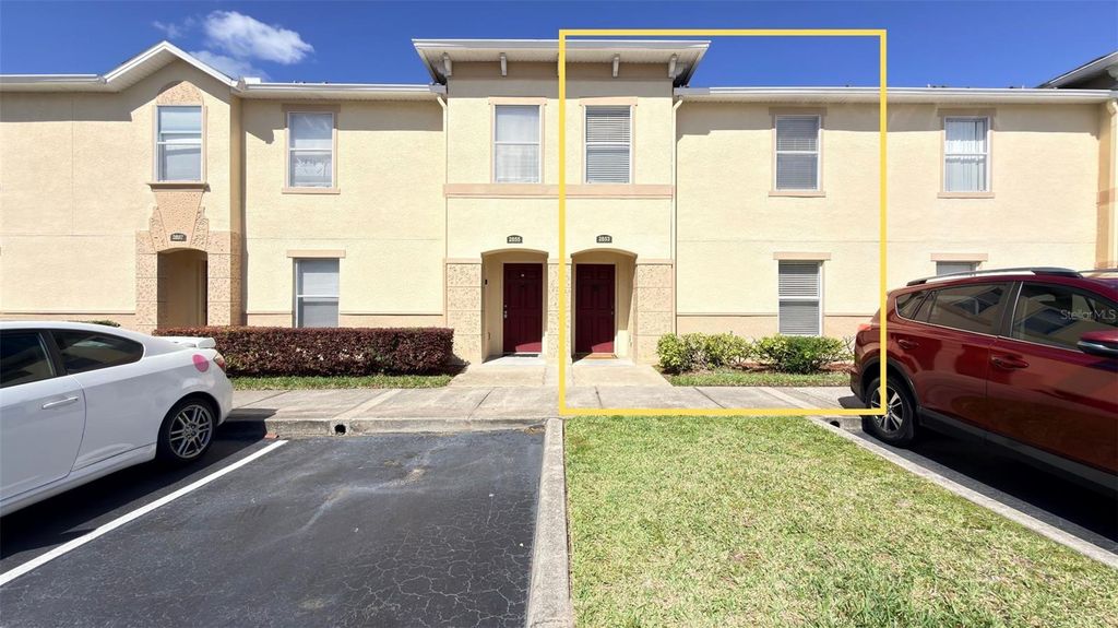 2853 CLUB CORTILE CIRCLE, Kissimmee, FL 34746