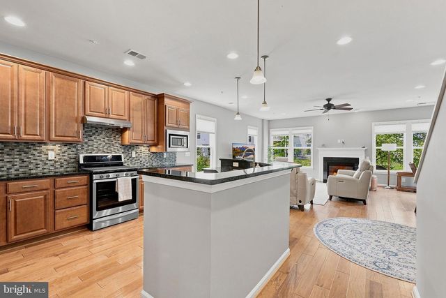 138 DENISON ST, Fredericksburg, VA 22406