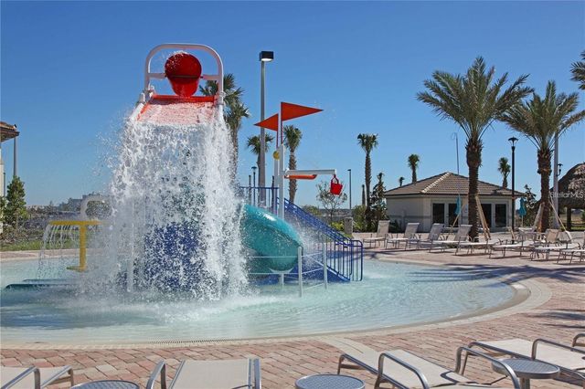 700 WHISTLING STRAITS BOULEVARD, Davenport, FL 33896