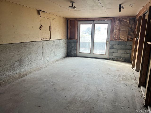 69 Rock Cut Road, Newburgh, NY 12550