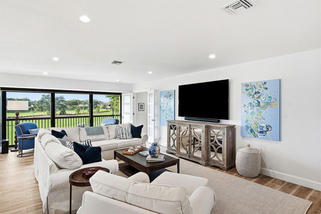 10157 Quail Covey Road Hibiscus N, Boynton Beach, FL 33436