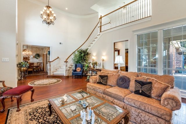 5140 Quail Lake Drive, Dallas, TX 75287