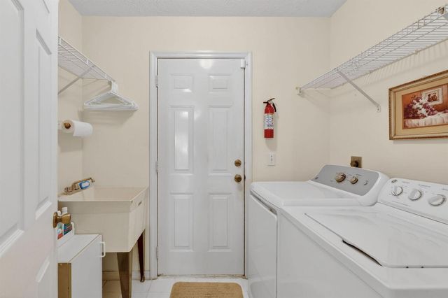 6656 Picante Circle, Fort Pierce, FL 34951