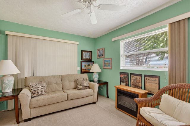 6656 Picante Circle, Fort Pierce, FL 34951