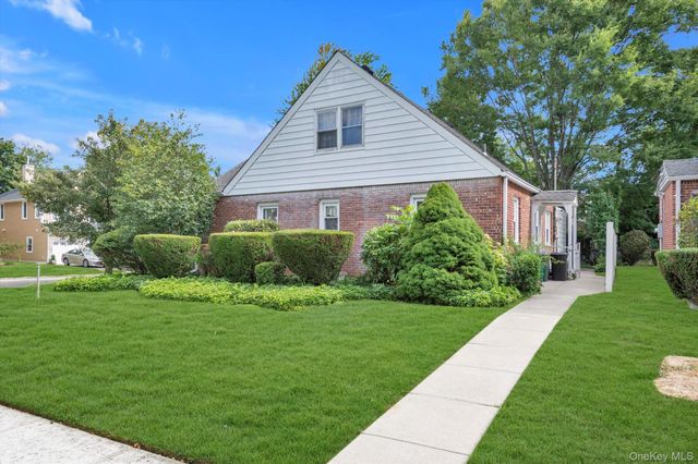 67 Maple Drive, New Hyde Park, NY 11040