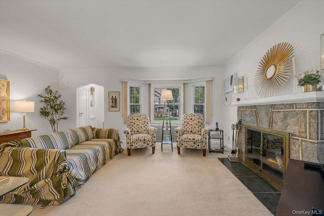 67 Maple Drive, New Hyde Park, NY 11040