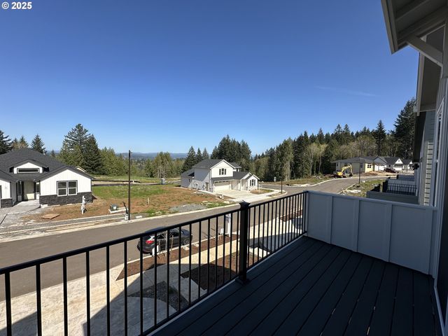 41950 DESCHUTES Ave, Sandy, OR 97055