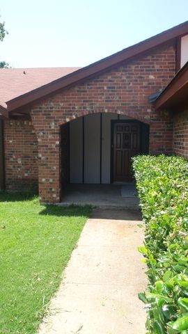7612 Mary Drive, North Richland Hills, TX 76180