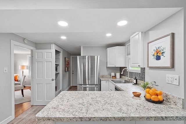 193 Saint Mary St, Needham, MA 02494