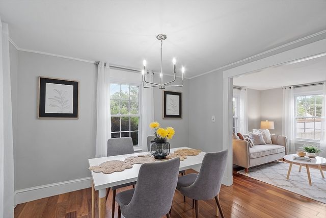 193 Saint Mary St, Needham, MA 02494