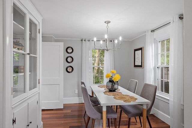 193 Saint Mary St, Needham, MA 02494