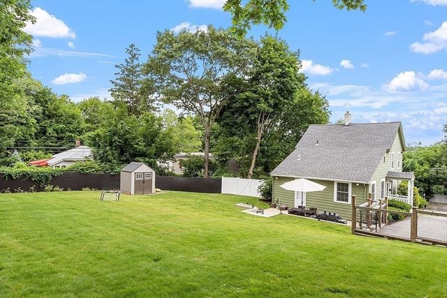 193 Saint Mary St, Needham, MA 02494