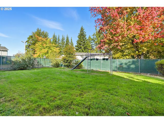 4151 Ne 8TH St, Gresham, OR 97030