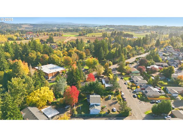 4151 Ne 8TH St, Gresham, OR 97030