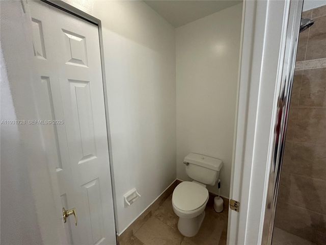 16120 Opal Creek Dr, Weston, FL 33331