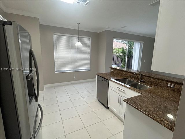 16120 Opal Creek Dr, Weston, FL 33331