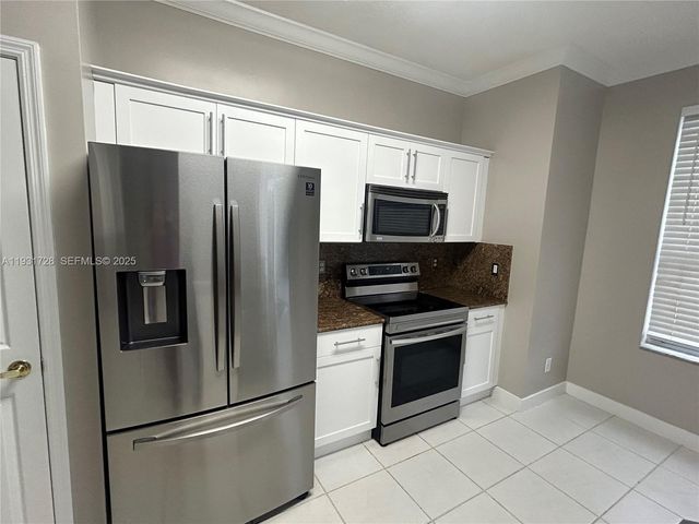 16120 Opal Creek Dr, Weston, FL 33331