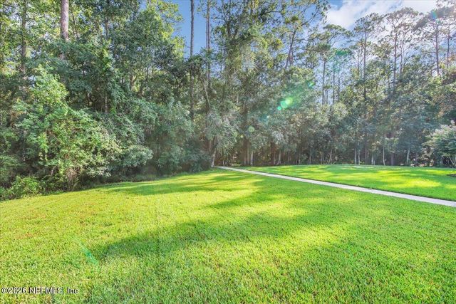 1600 RUSTLING Drive, Fleming Island, FL 32003
