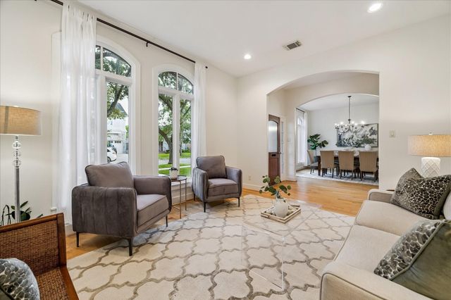 4010 Milton Street, Houston, TX 77005