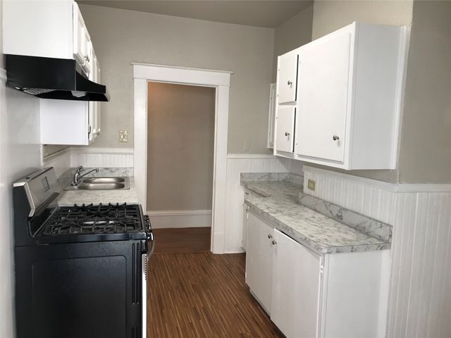 1118 N Zang Boulevard 101, Dallas, TX 75203