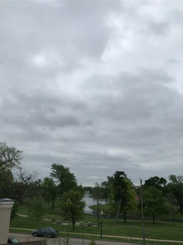 1118 N Zang Boulevard 101, Dallas, TX 75203