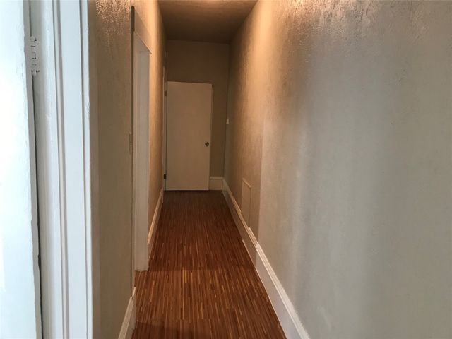 1118 N Zang Boulevard 101, Dallas, TX 75203