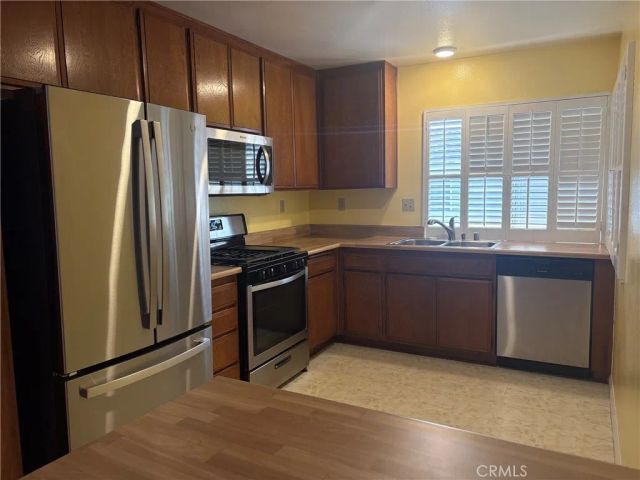 2470 Coventry Circle 66, Fullerton, CA 92833